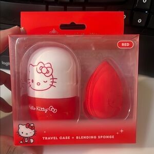 Hello Kitty Red Travel Case with Blending Sponge